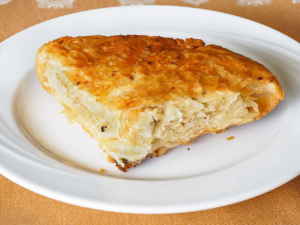 Burek sa sirom